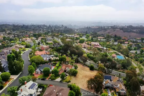 Laguna Hills, CA 92653,26432 Broken Bit