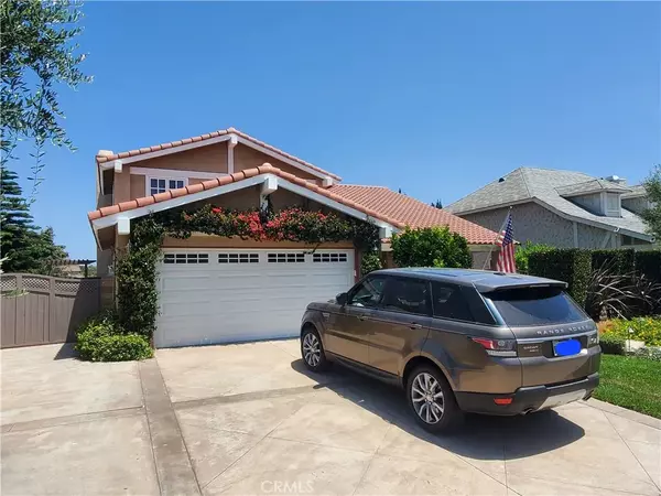 Fountain Valley, CA 92708,10297 Bunting