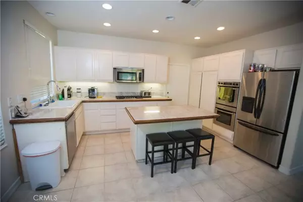 Rancho Santa Margarita, CA 92688,2 Castletree