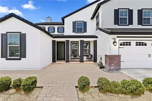 Eastvale, CA 92880,13767 Softwood Court