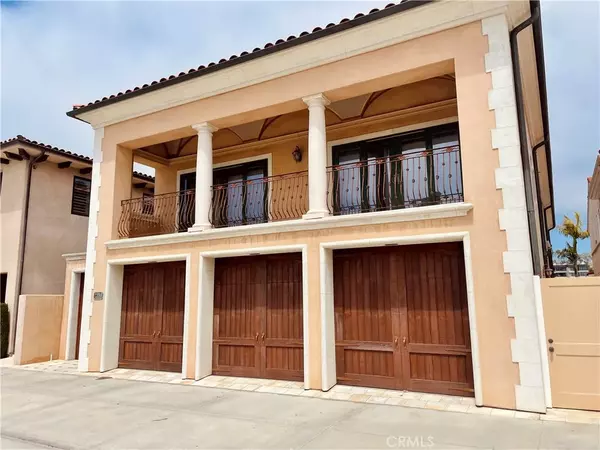 Newport Beach, CA 92661,2266 Channel Road