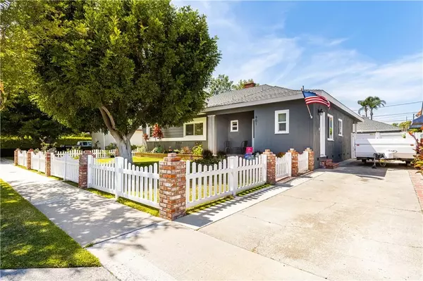 901 Grovemont Street, Santa Ana, CA 92706