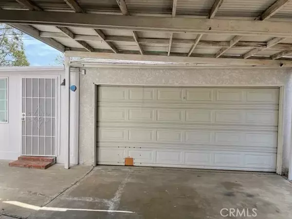 Lakewood, CA 90713,4412 Carfax Avenue