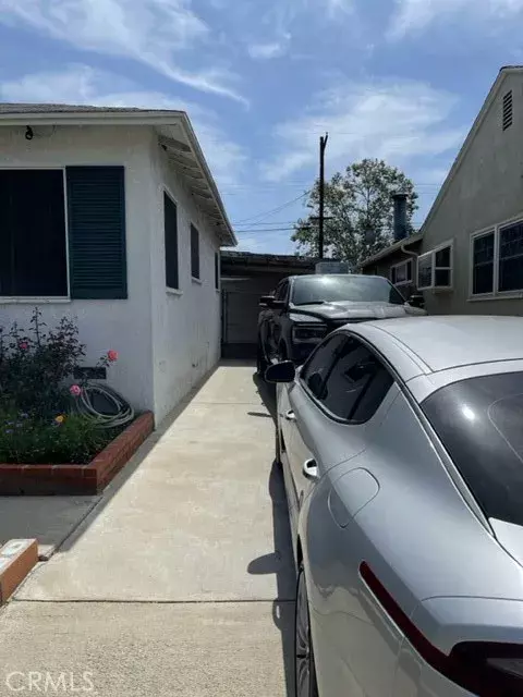 Lakewood, CA 90713,4412 Carfax Avenue