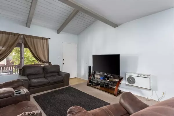 Santa Ana, CA 92707,1040 W Macarthur Boulevard #64