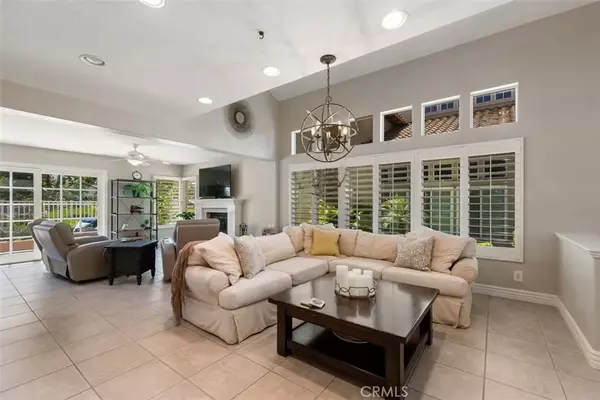 Rancho Santa Margarita, CA 92688,36 Regato