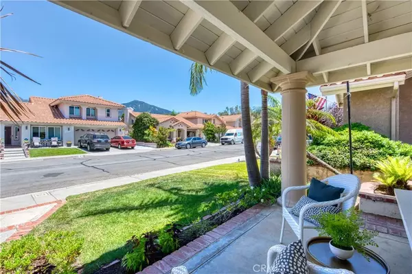 Rancho Santa Margarita, CA 92688,8 Via Bellorita
