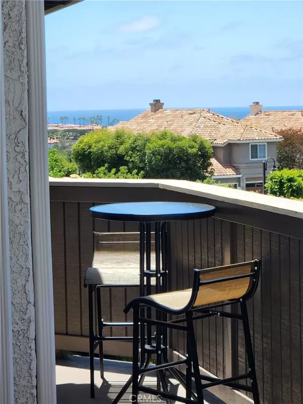 Dana Point, CA 92629,44 Corniche Drive #E