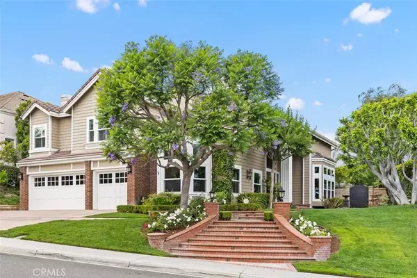 27181 Woodbluff Road, Laguna Hills, CA 92653