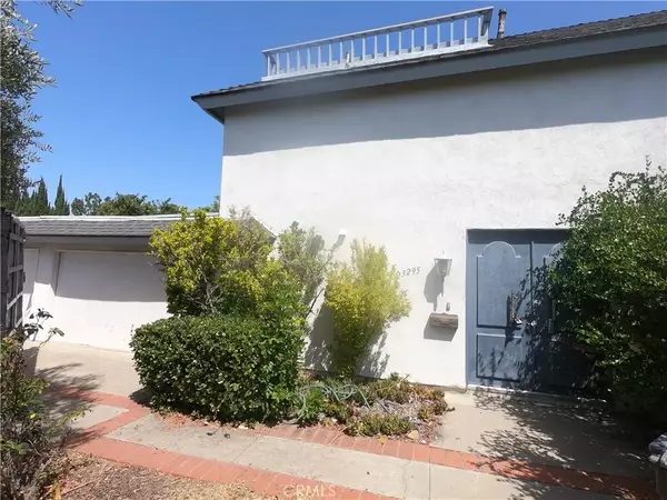 Lake Forest, CA 92630,23295 Downland Road