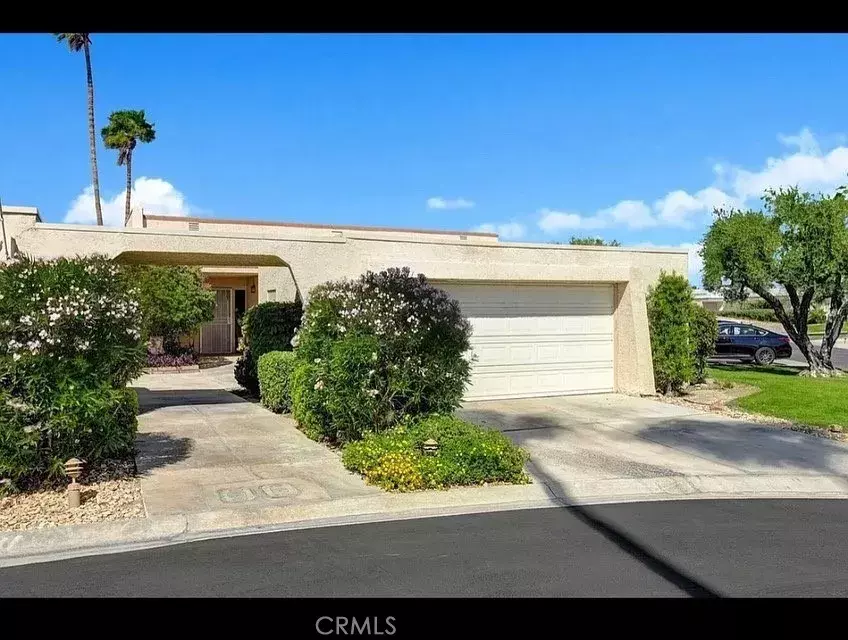 La Quinta, CA 92253,80071 Palm Circle Drive