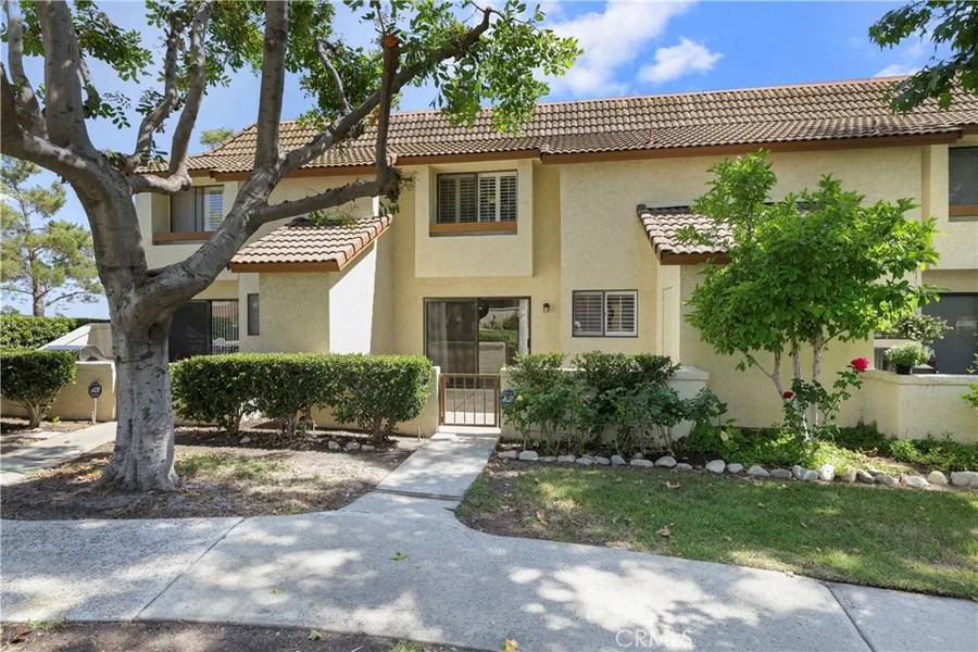861 Lancaster Drive, Claremont, CA 91711