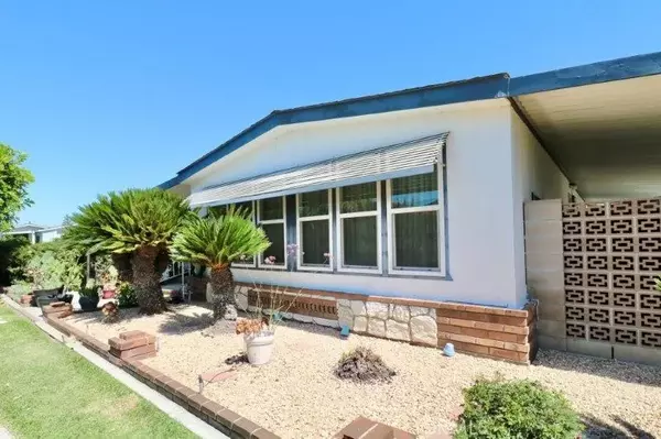 Brea, CA 92821,1356 PLeasant Lake #103