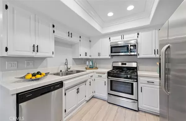 Laguna Niguel, CA 92677,24260 El Pilar #85