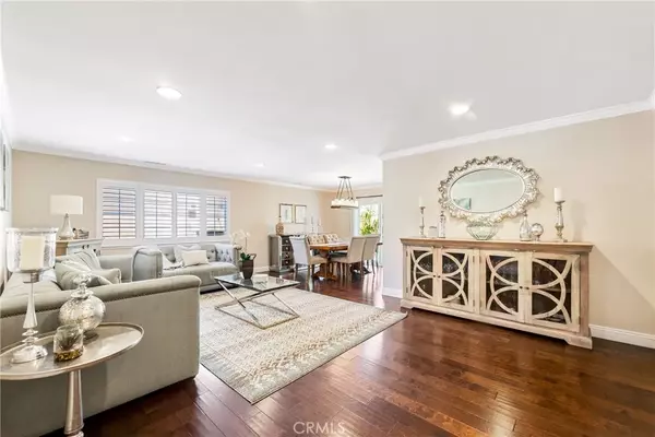 Huntington Beach, CA 92647,17382 Mira Loma Circle