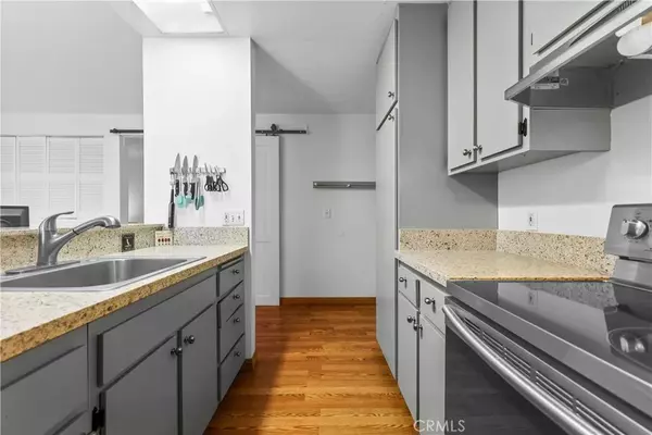 Irvine, CA 92620,336 Streamwood