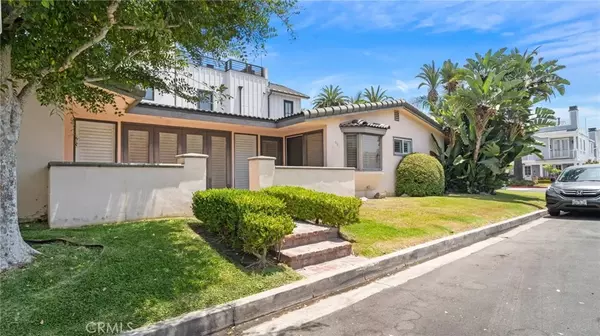 Corona Del Mar, CA 92625,601 Marguerite Avenue