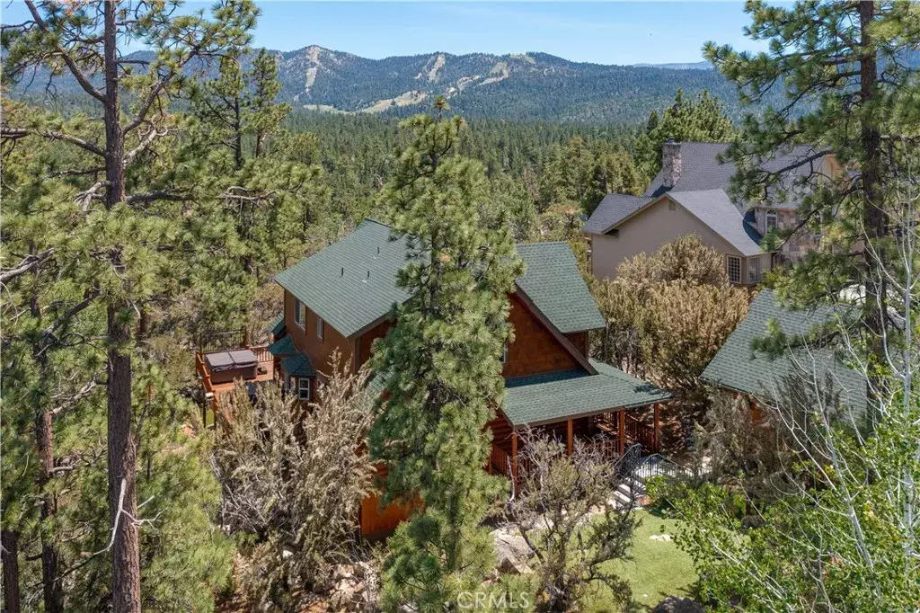 Big Bear Lake, CA 92315,385 Glenwood Drive