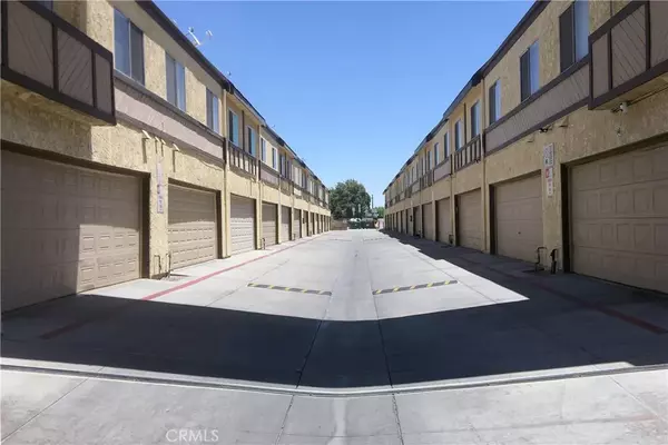 38710 10th Street East #13, Palmdale, CA 93550