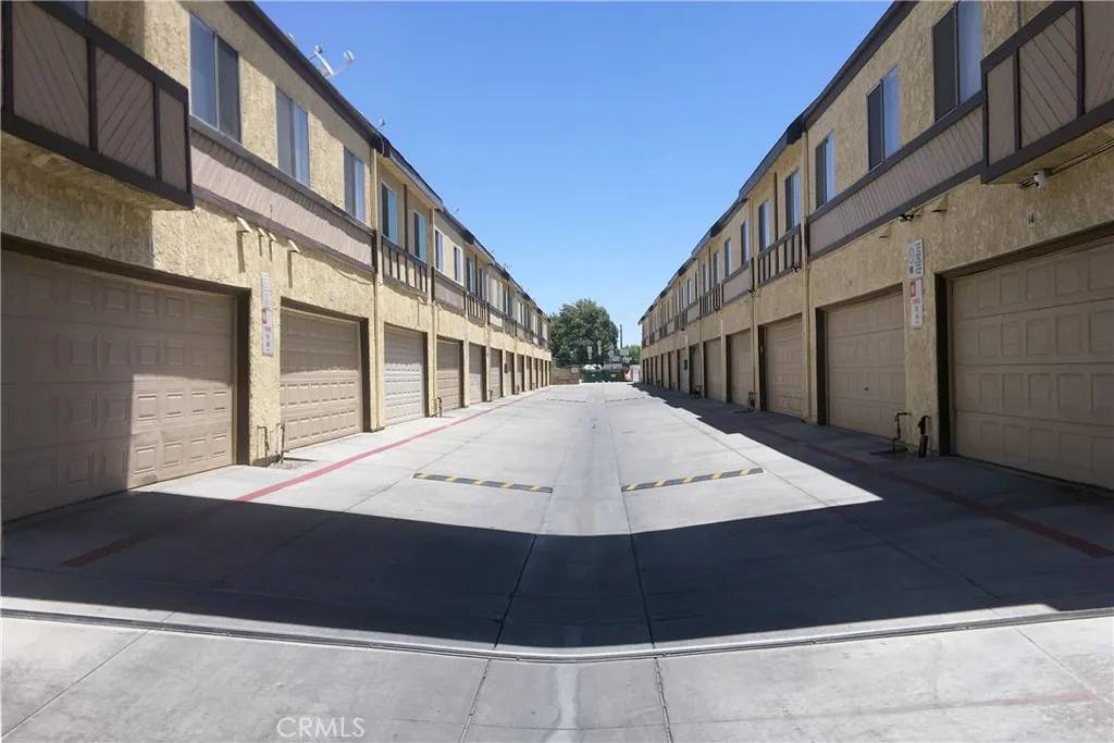 38710 10th Street East #13, Palmdale, CA 93550