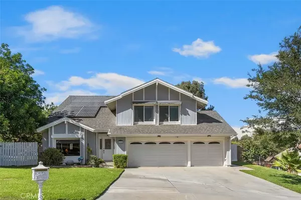 8252 Bent Tree Lane, Jurupa Valley, CA 92509