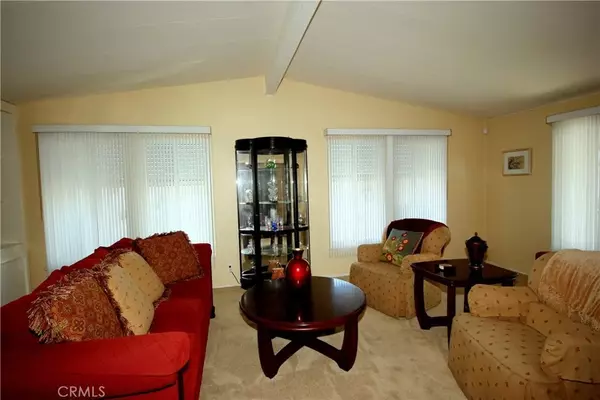 Lake Forest, CA 92630,24701 Raymond #84