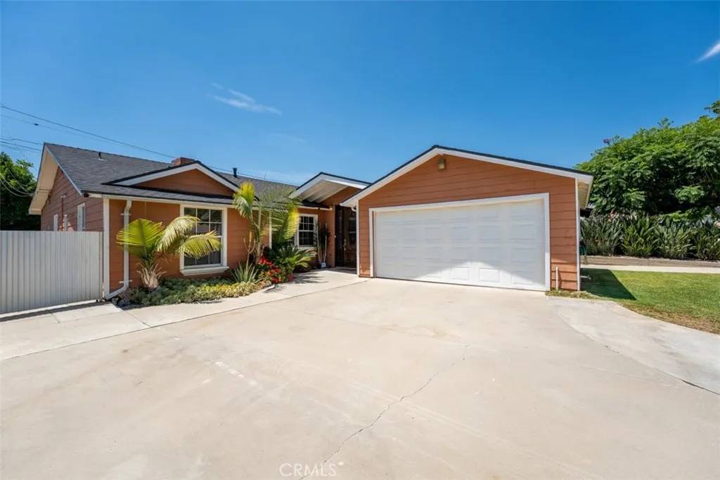 611 Lemon Street, La Habra, CA 90631