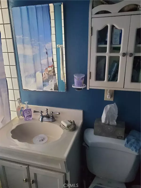 Fountain Valley, CA 92708,16711 Oleander