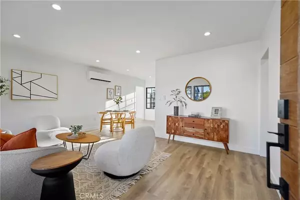 Lakewood, CA 90712,5723 Graywood Avenue