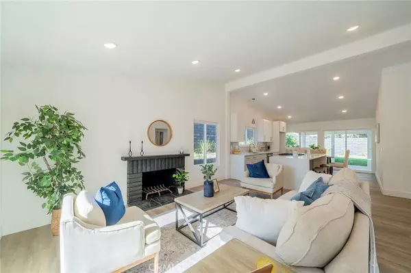 Laguna Hills, CA 92653,25552 Mackenzie Street