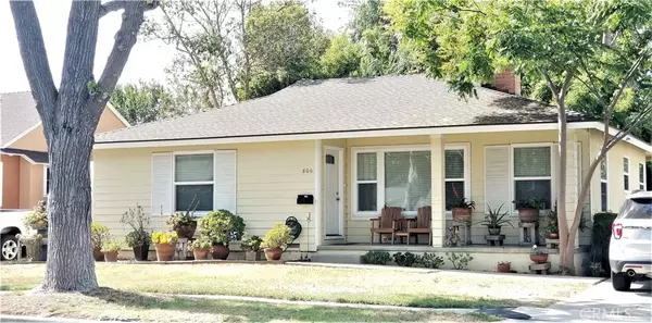 Santa Ana, CA 92706,806 W Park Lane