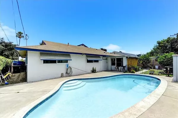 Santa Ana, CA 92704,408 S Arapaho Drive