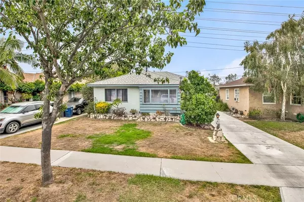 6218 McKnight Drive, Lakewood, CA 90713