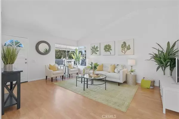 131 Huntington #255, Irvine, CA 92620