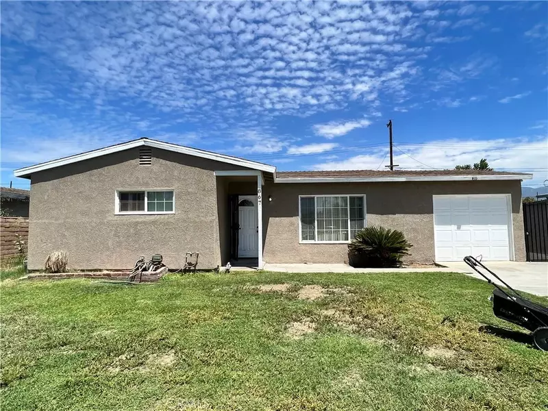 867 Carlotta Court, Redlands, CA 92374