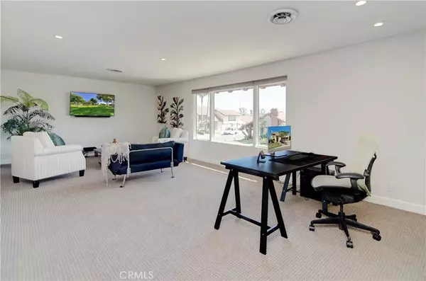 Fountain Valley, CA 92708,18173 Santa Joanana