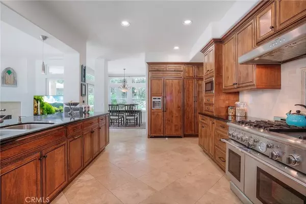 Laguna Hills, CA 92653,27121 Green Hills Ln