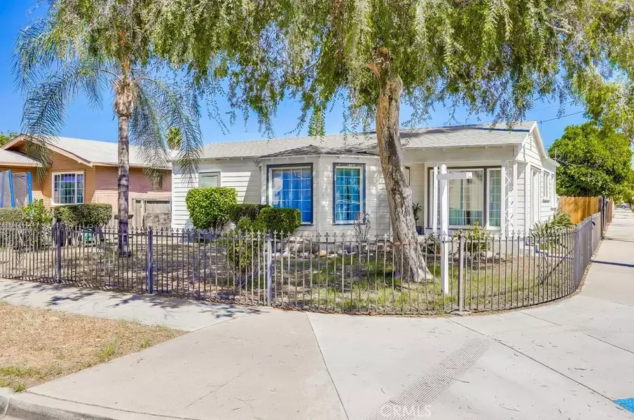 10782 Oak Street, Stanton, CA 90680