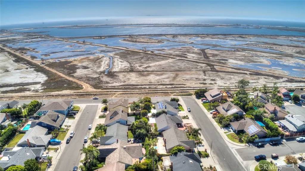 Huntington Beach, CA 92649,17932 Shoreham Lane