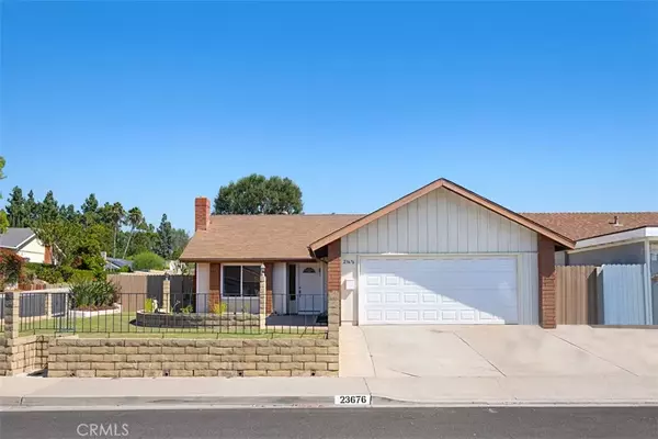 23676 Soresina, Laguna Hills, CA 92653