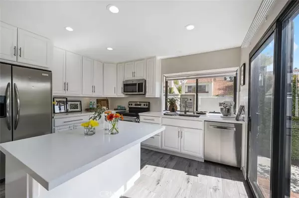 Laguna Hills, CA 92653,25931 Ernestine Court