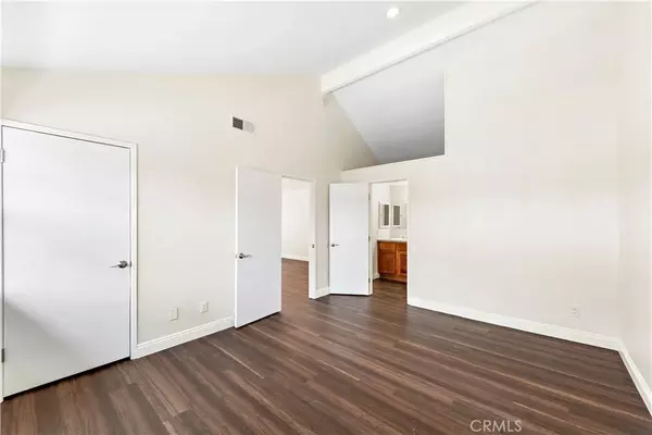 Laguna Hills, CA 92656,26701 Quail Creek #93