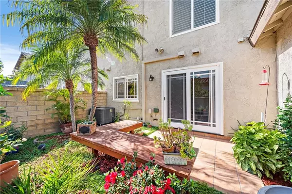 7750 Bolsa Avenue #2, Midway City, CA 92655