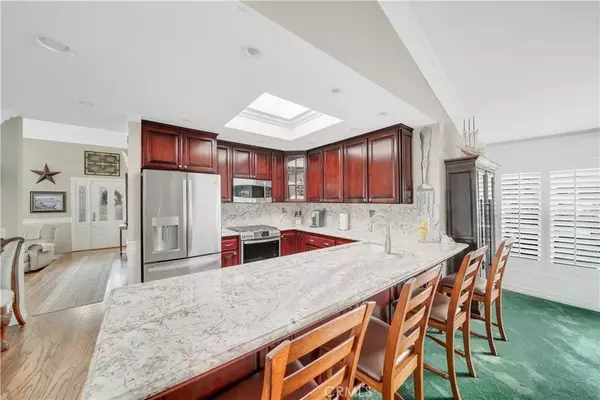 10419 Salinas River Circle, Fountain Valley, CA 92708