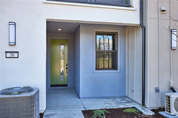 Ontario, CA 91764,4061 E Luna Paseo #30