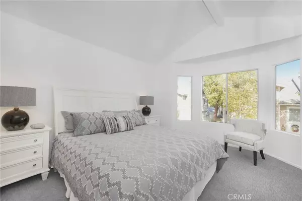 Irvine, CA 92620,230 Monroe #78