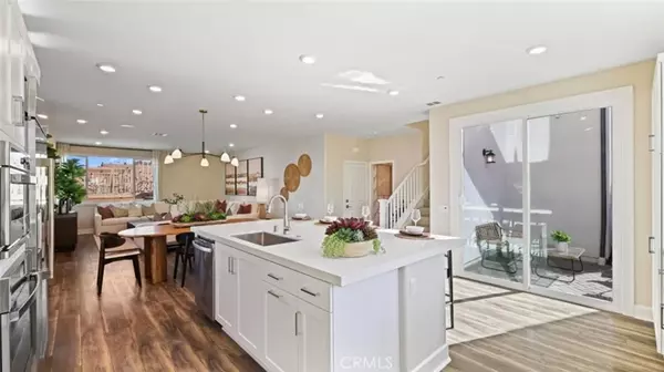 3016 Harrison Lane, Simi Valley, CA 93065