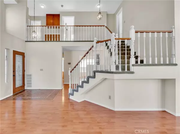 La Verne, CA 91750,5771 BLACKBIRD LANE