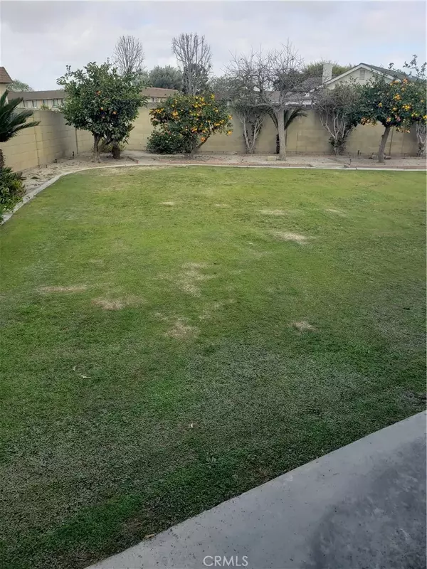 Fountain Valley, CA 92708,18301 Los Canarios Street