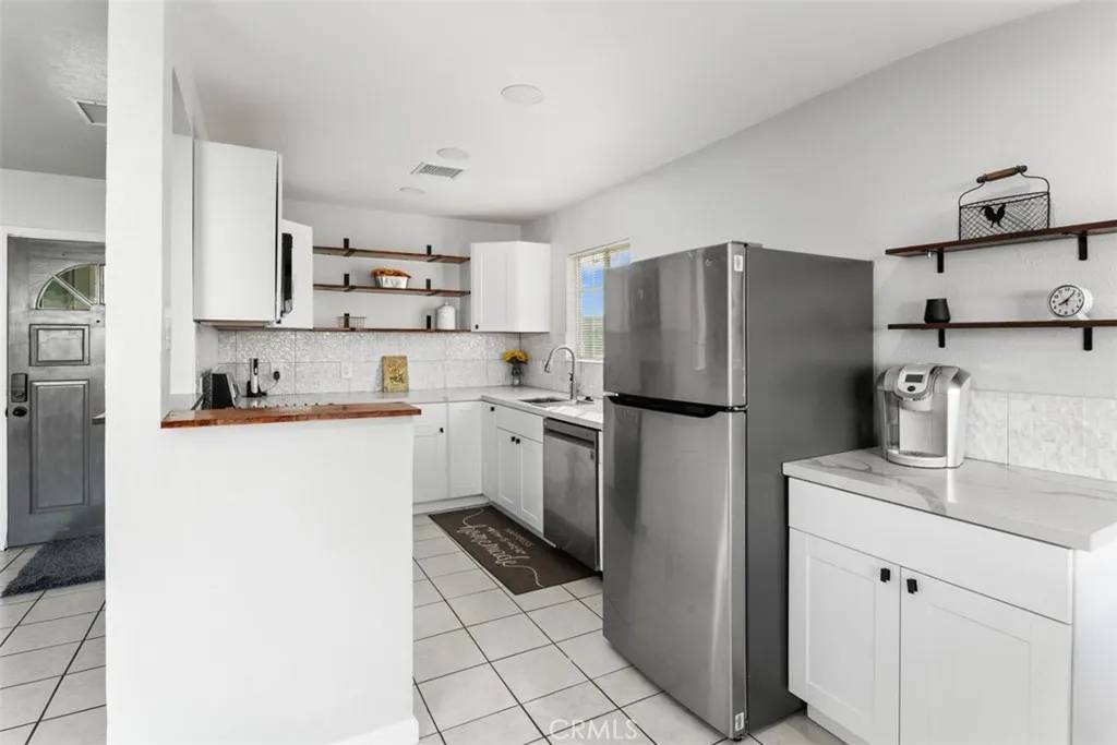 Norwalk, CA 90650,12403 Cheshire Street